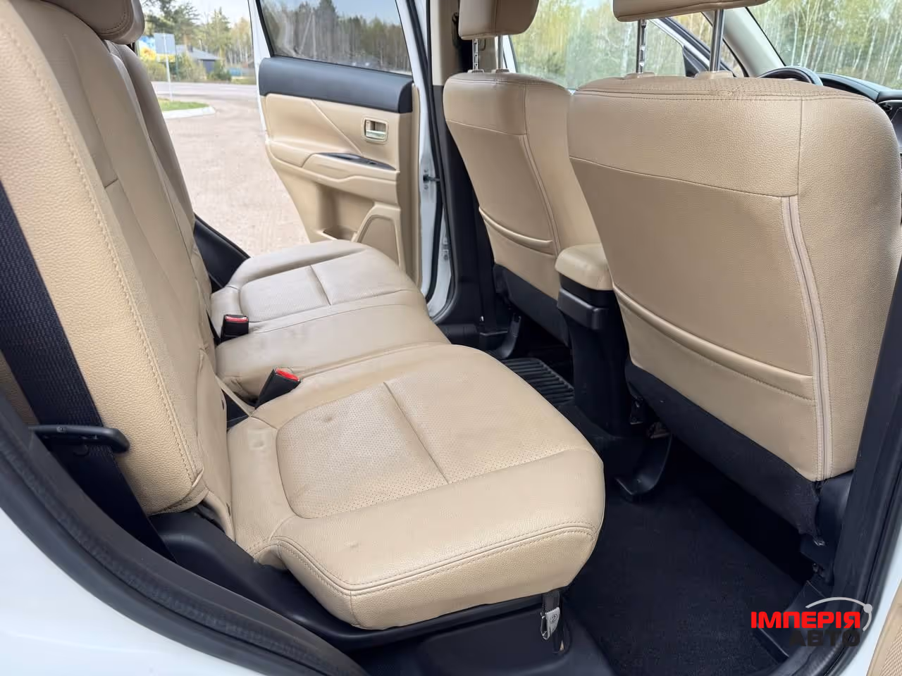 Mitsubishi Outlander - фото 15