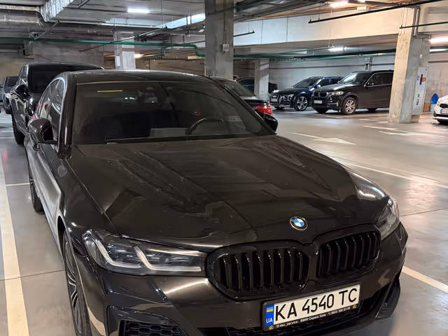 BMW 5 серії - фото 1