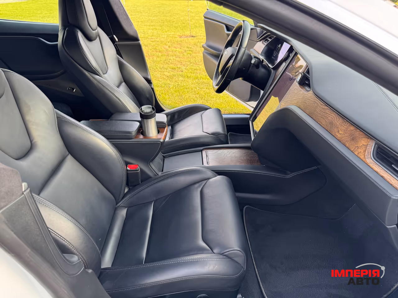 Tesla Model S - фото 22