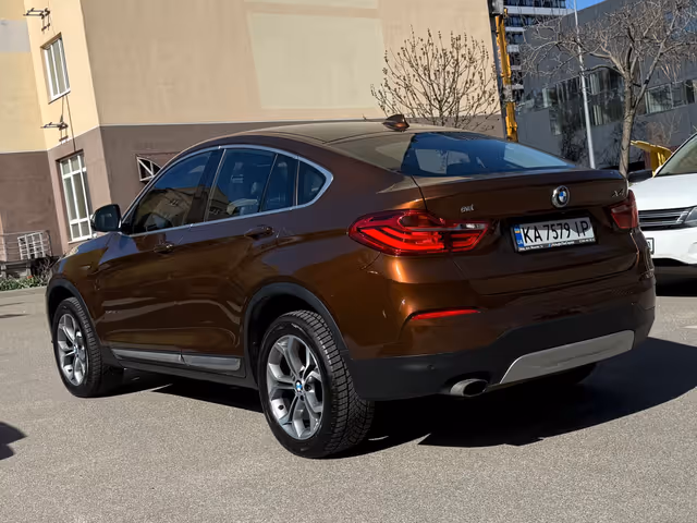 BMW X4 - фото 3