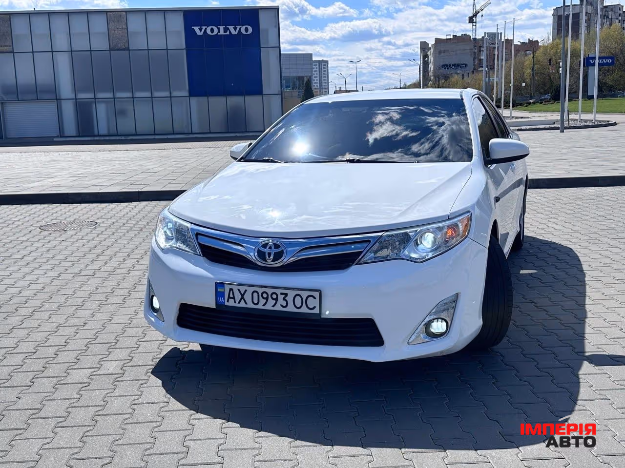 Toyota Camry - фото 3