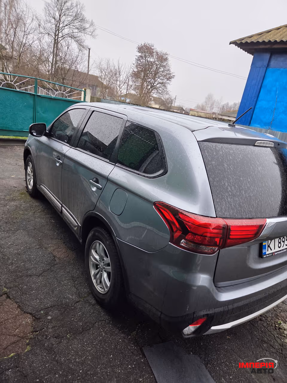 Mitsubishi Outlander - фото 6