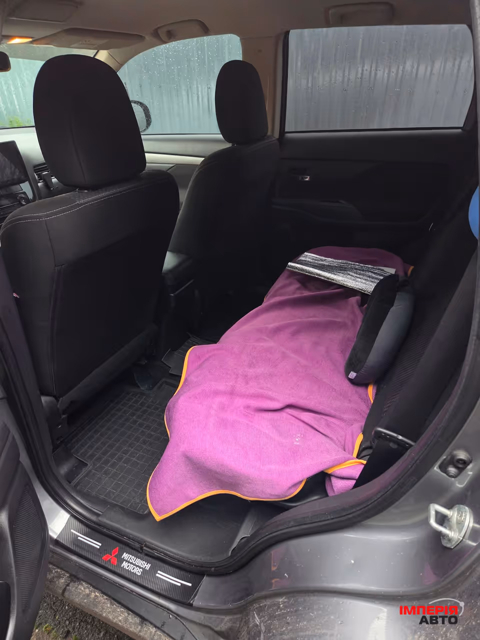 Mitsubishi Outlander - фото 10