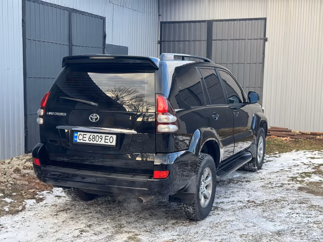 Toyota Land Cruiser Prado - фото 2