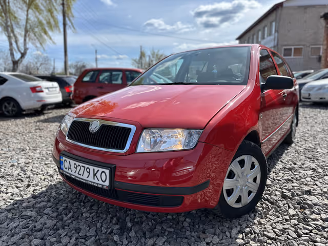 Skoda Fabia - фото 2