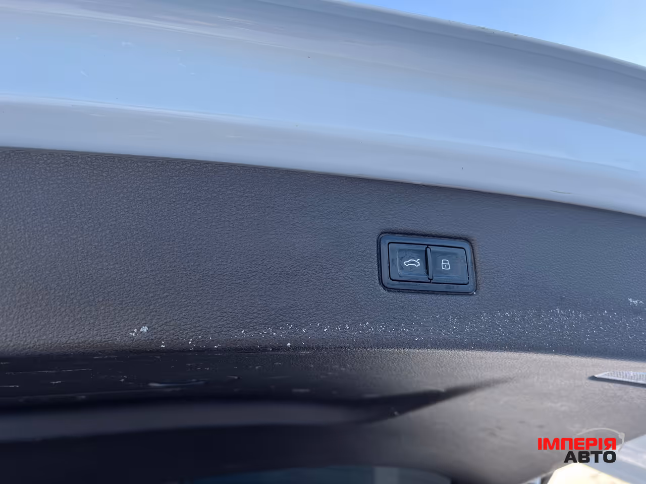 Audi Q7 - фото 15