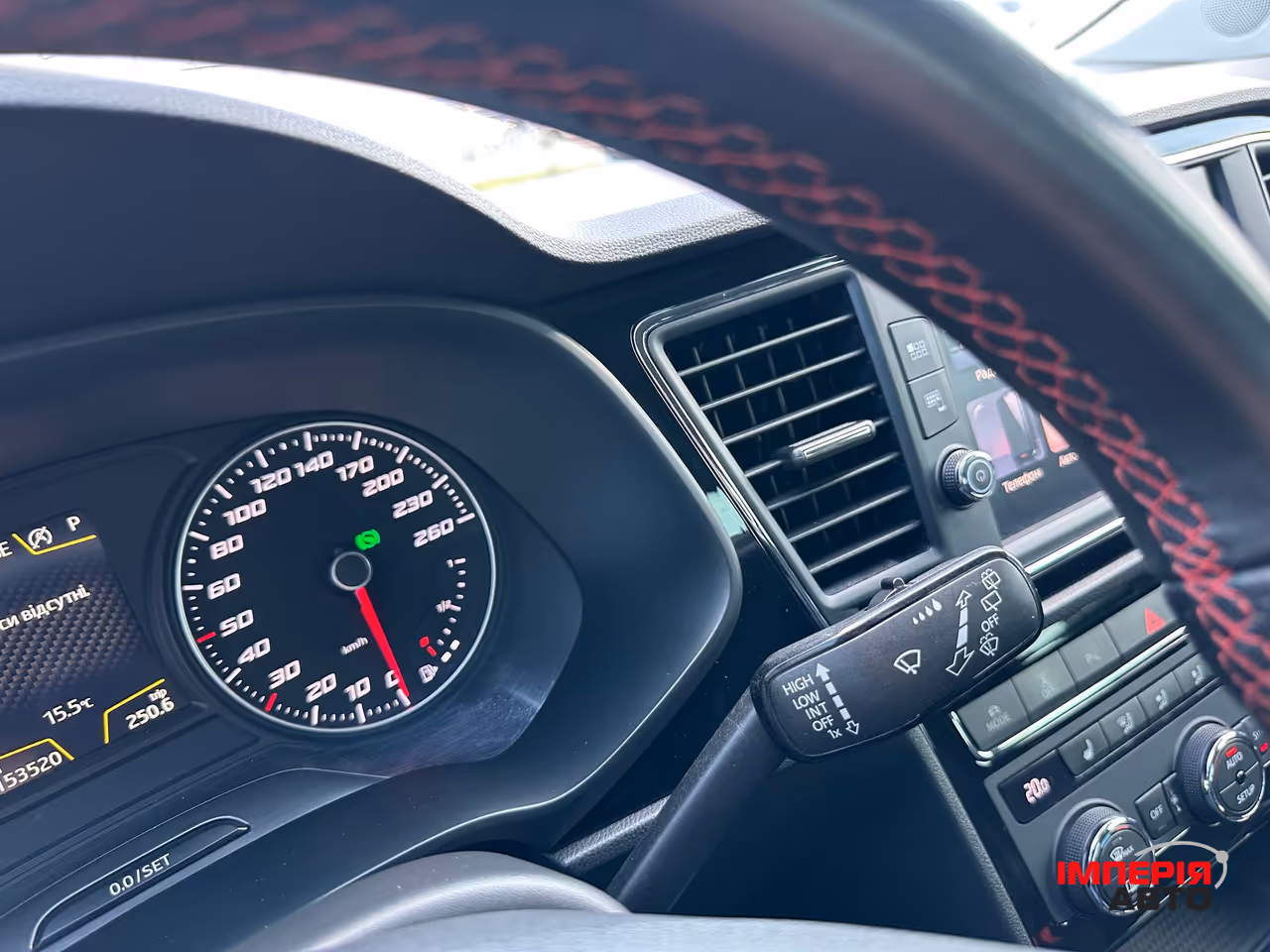 SEAT Leon - фото 20