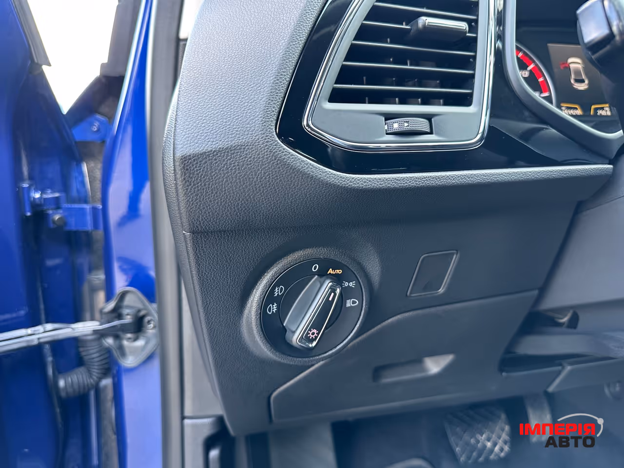 SEAT Leon - фото 14