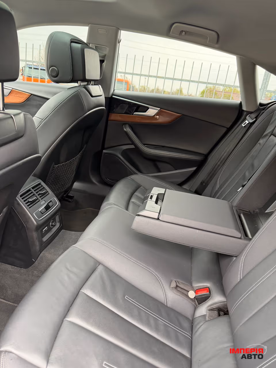 Audi A5 - фото 13