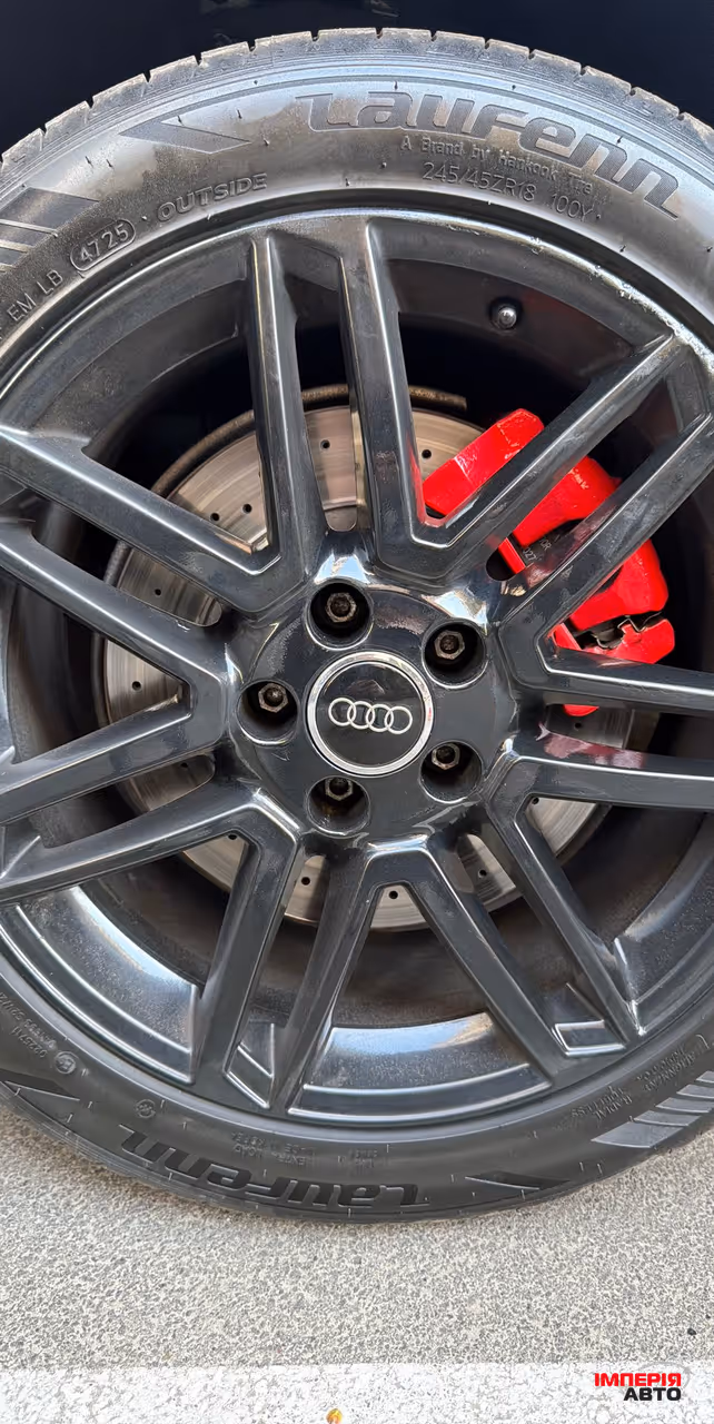 Audi A6 - фото 7