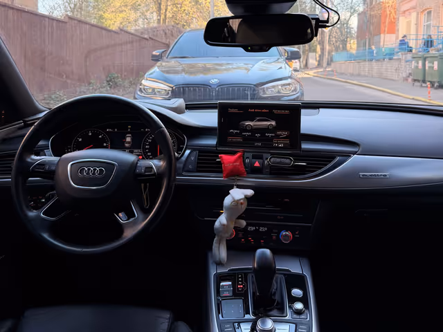 Audi A6 - фото 5