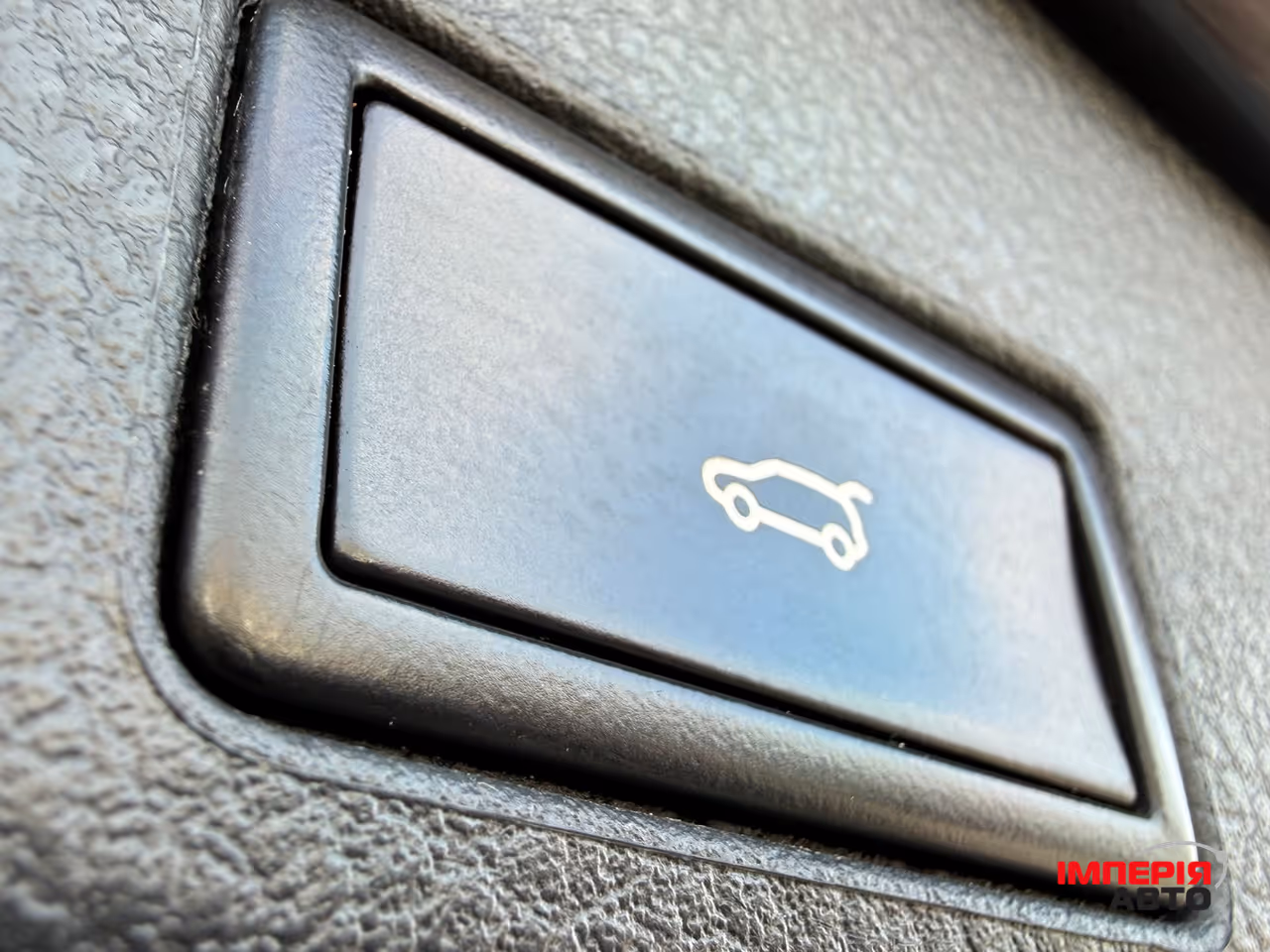 Volkswagen Touareg - фото 38