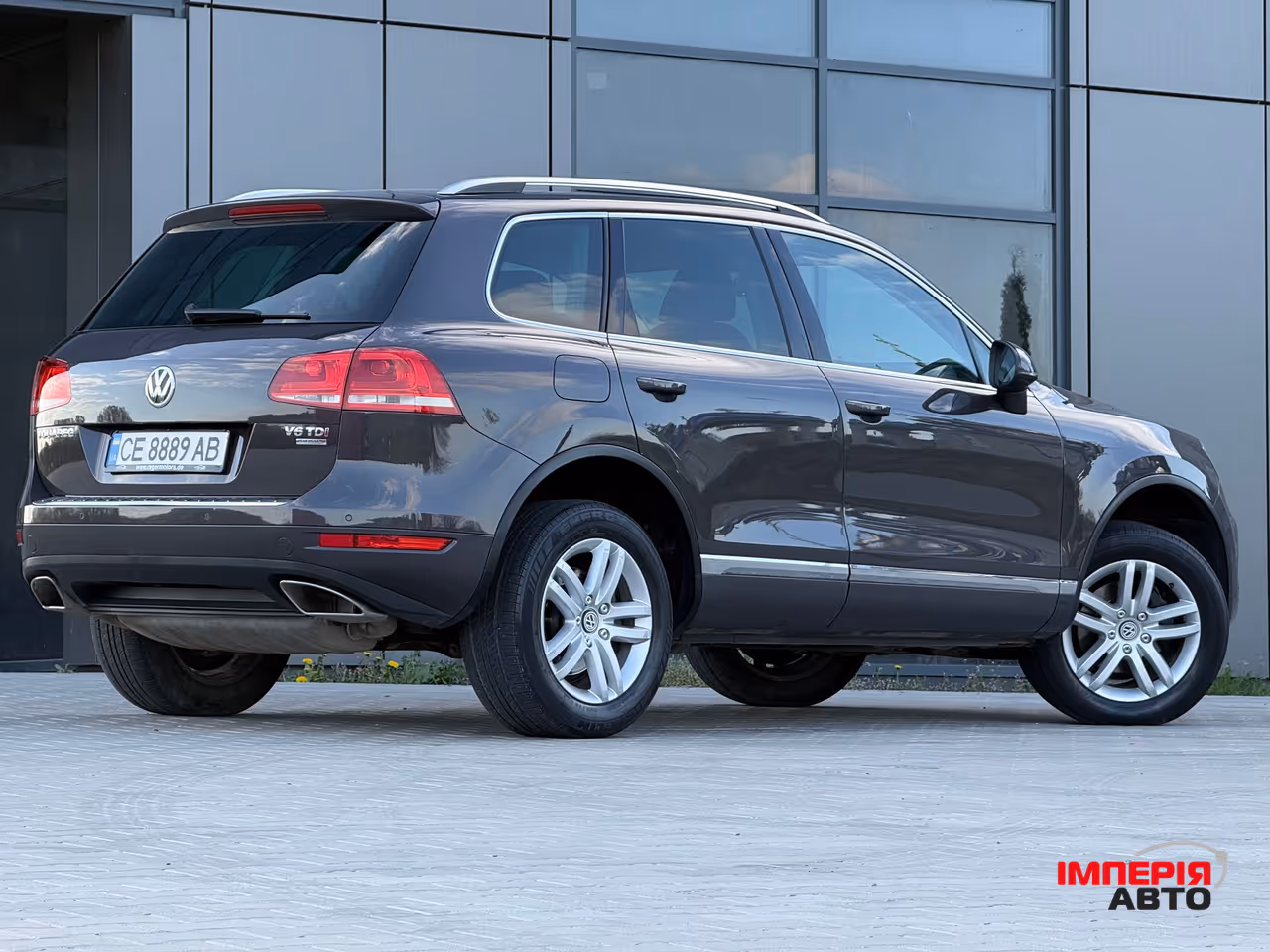 Volkswagen Touareg - фото 4