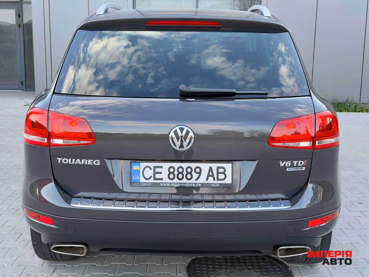 Volkswagen Touareg - фото 8