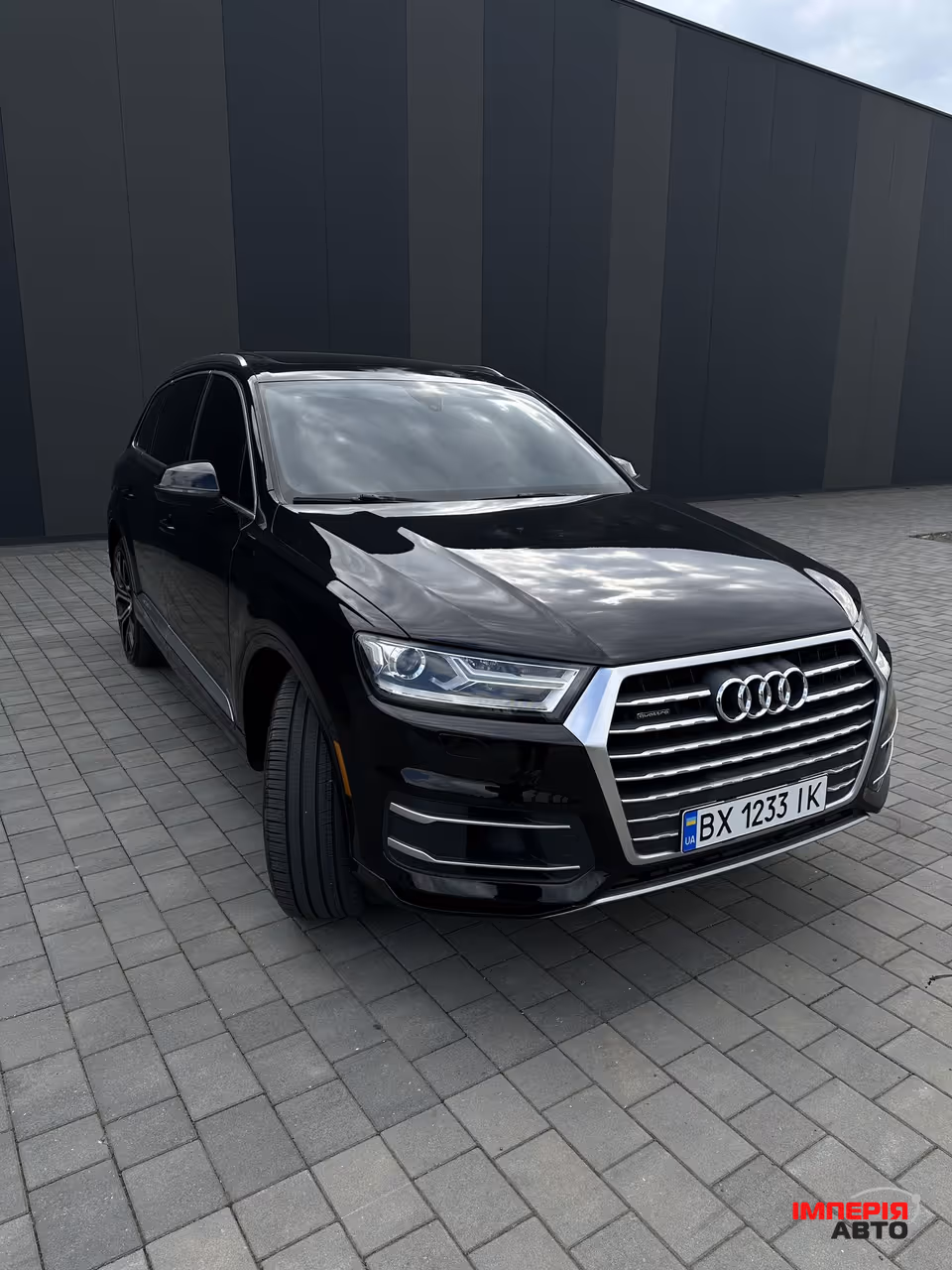 Audi Q7 - фото 8