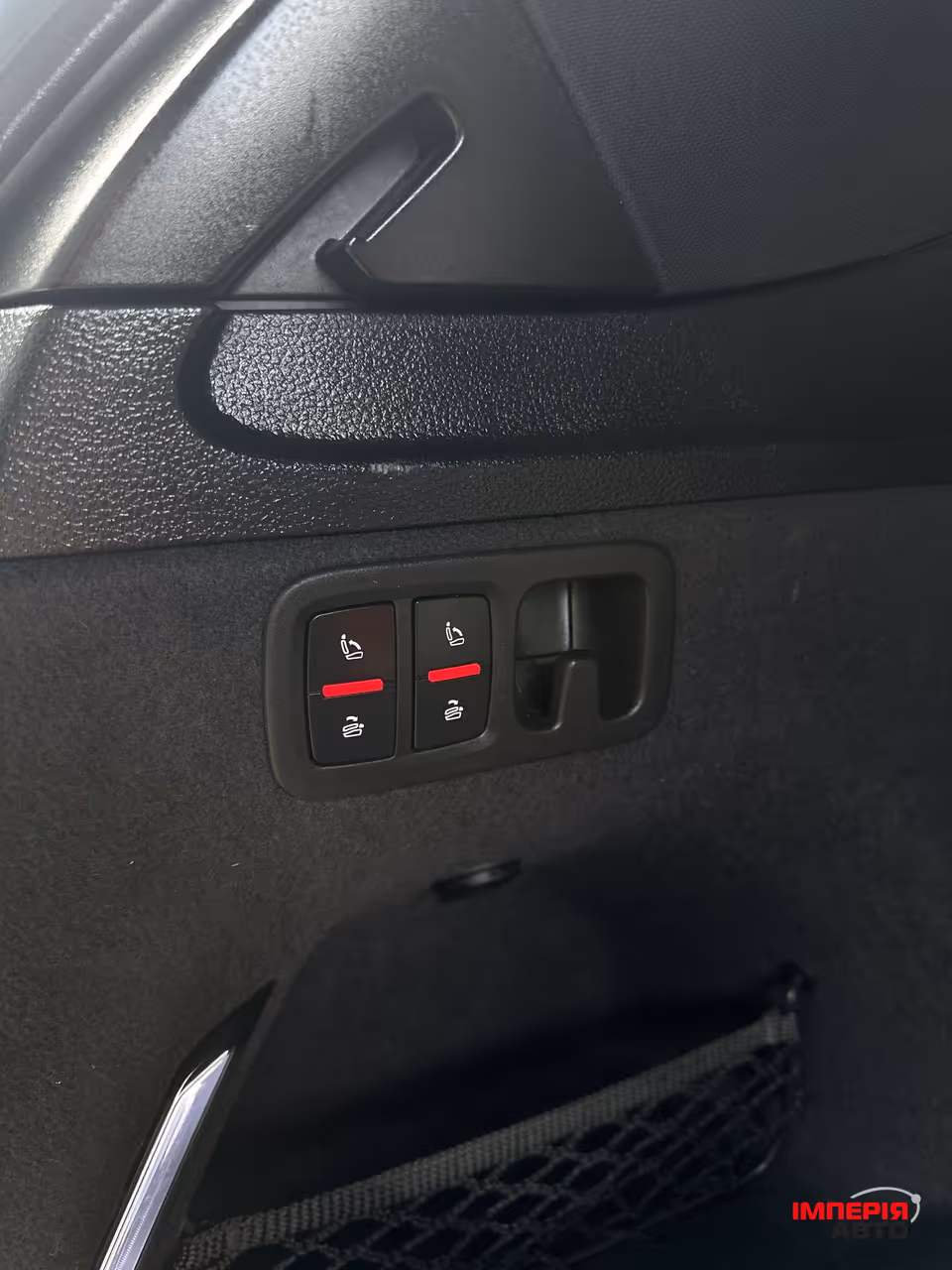 Audi Q7 - фото 30