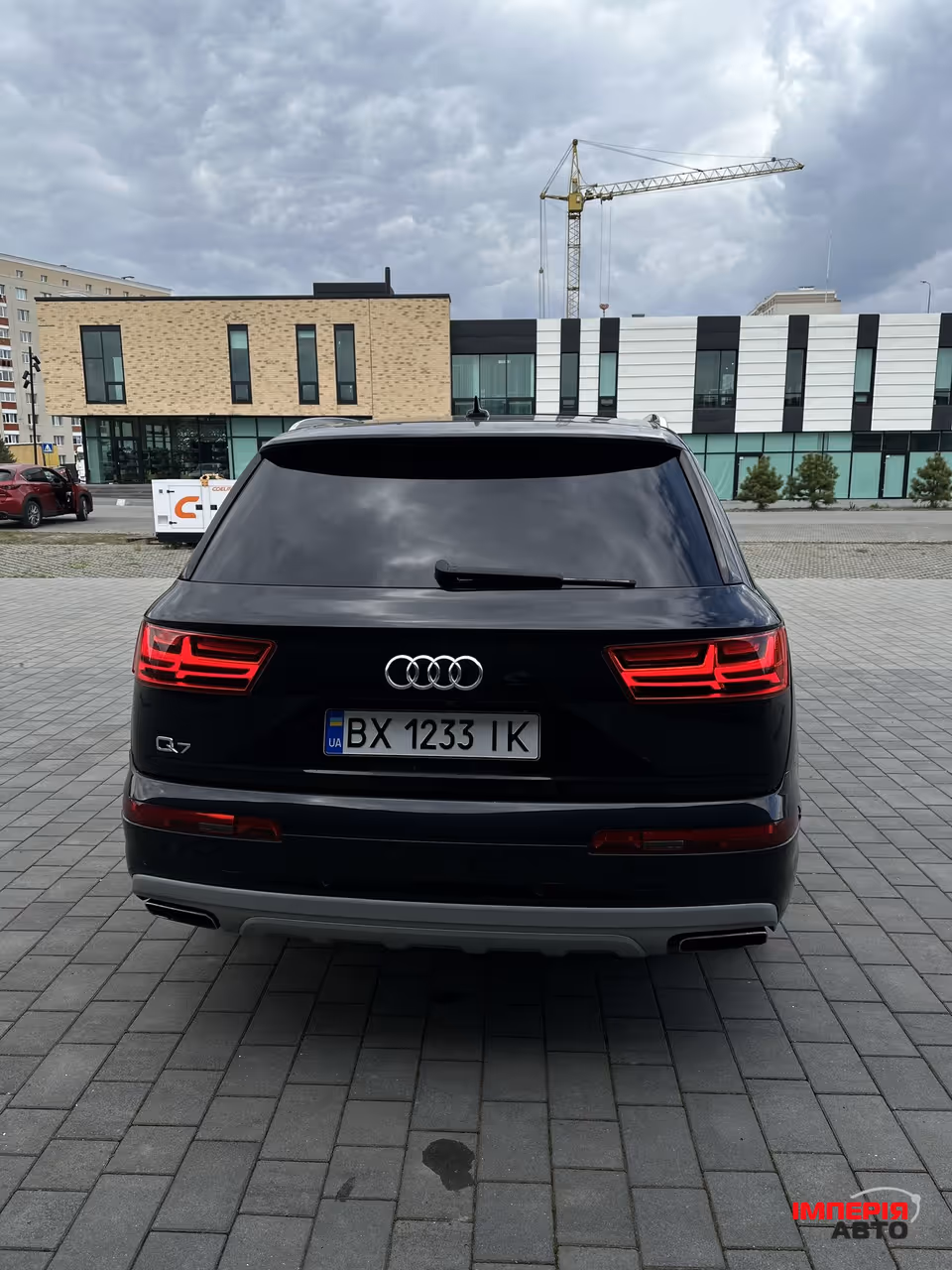 Audi Q7 - фото 13