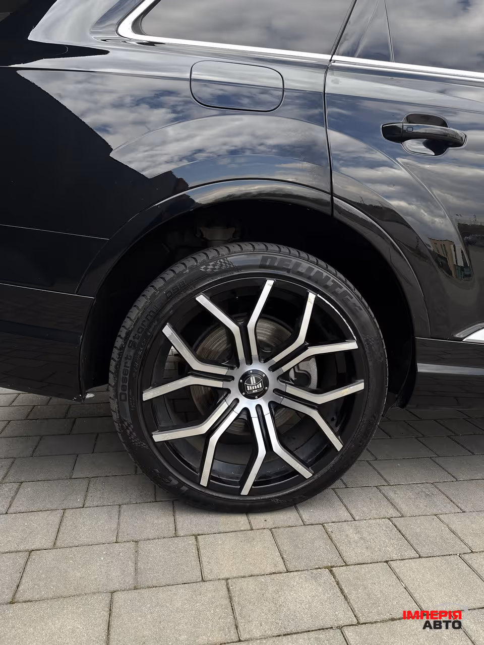 Audi Q7 - фото 20