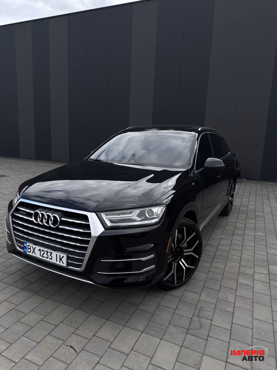 Audi Q7 - фото 18
