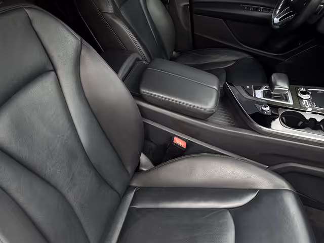 Audi Q7 - фото 5