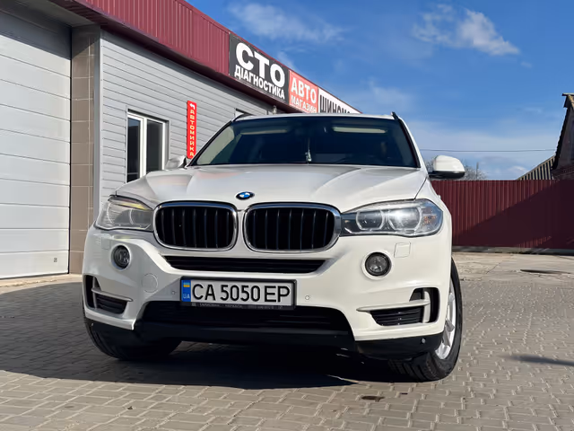 BMW X5 - фото 3