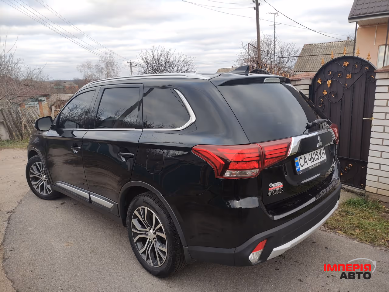 Mitsubishi Outlander - фото 5