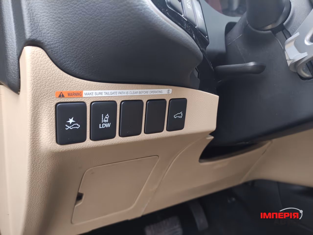 Mitsubishi Outlander - фото 8