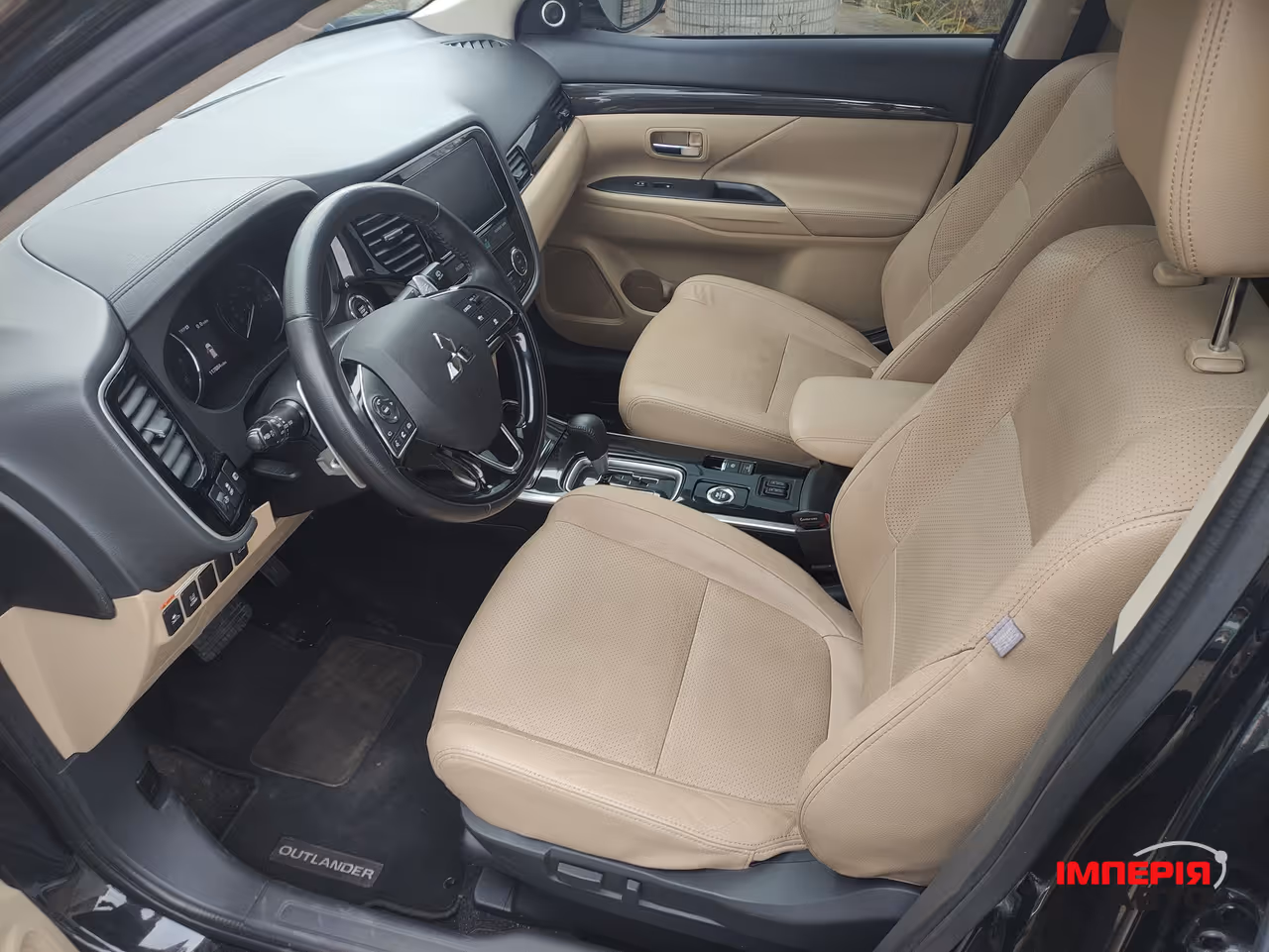 Mitsubishi Outlander - фото 18