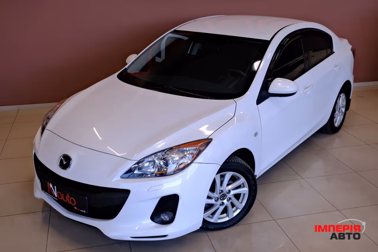Mazda 3 - фото 2