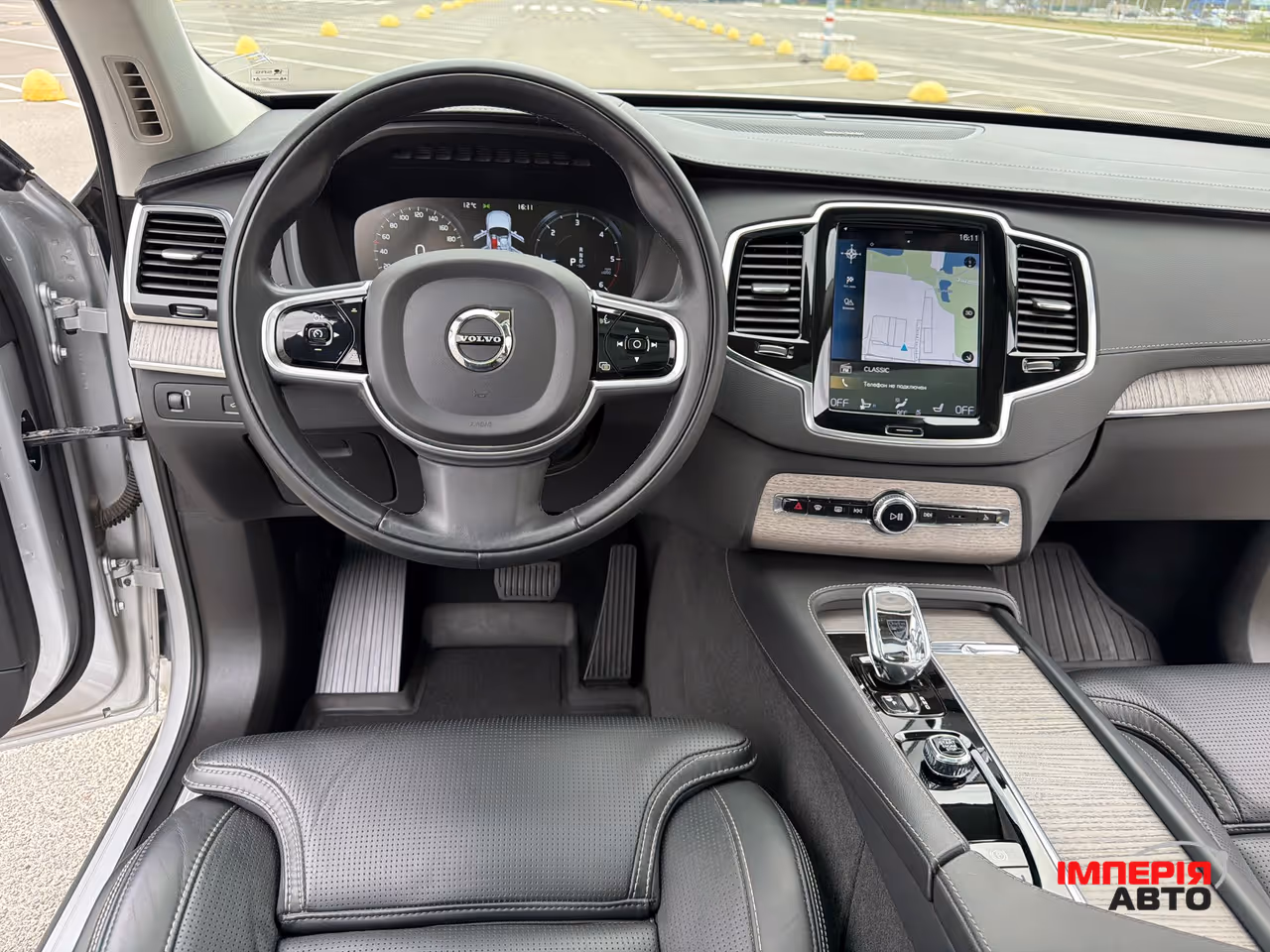 Volvo XC90 - фото 23