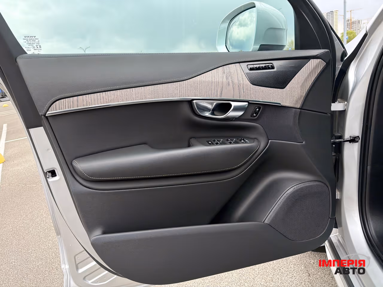 Volvo XC90 - фото 13