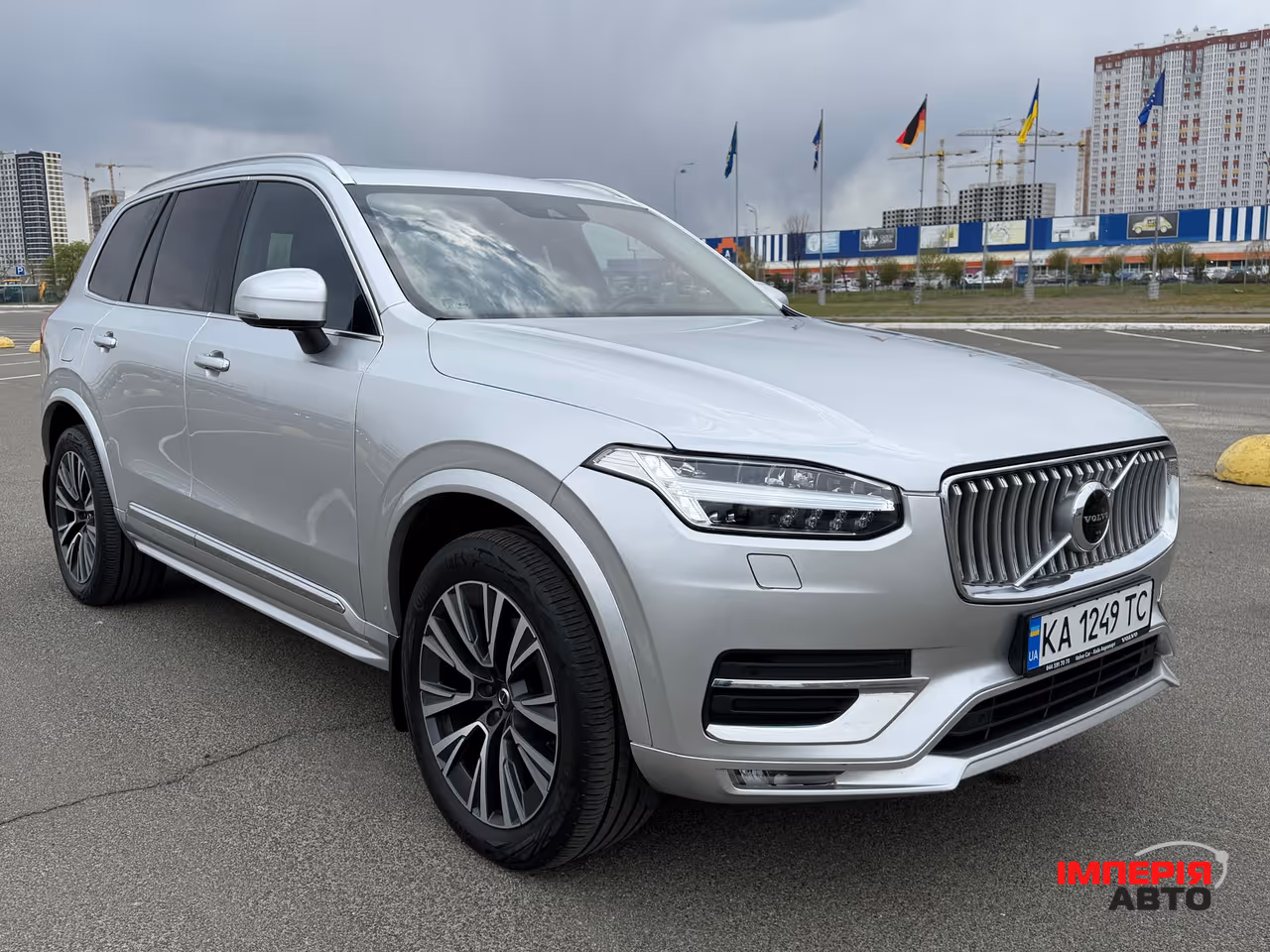 Volvo XC90 - фото 6