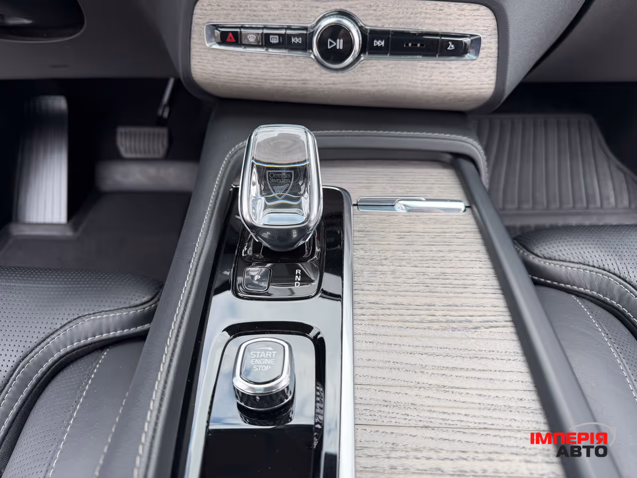 Volvo XC90 - фото 22