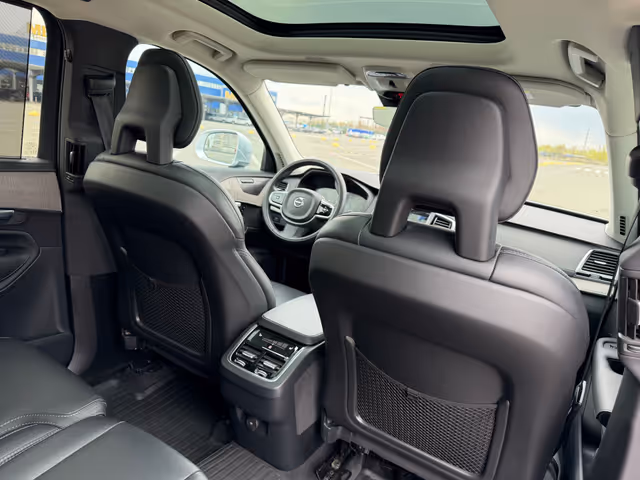 Volvo XC90 - фото 4