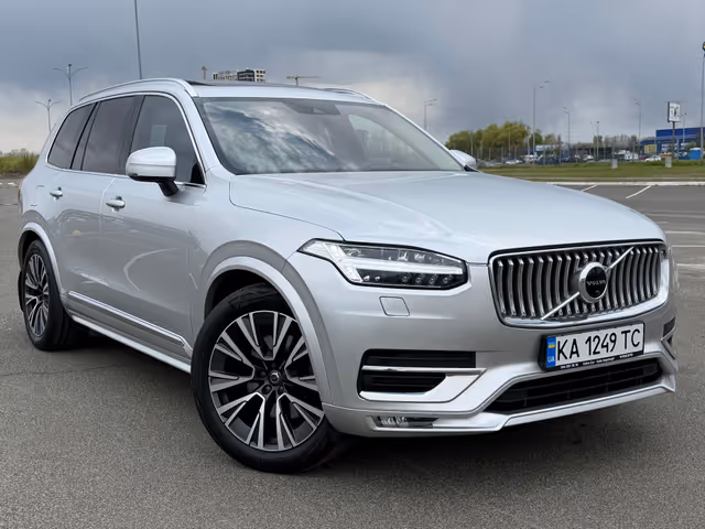 Volvo XC90 - фото 1