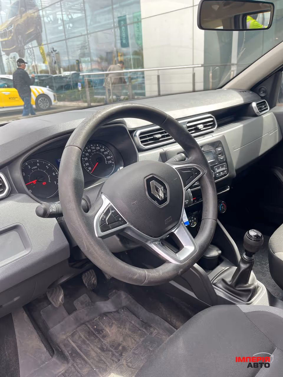 Renault Duster - фото 15