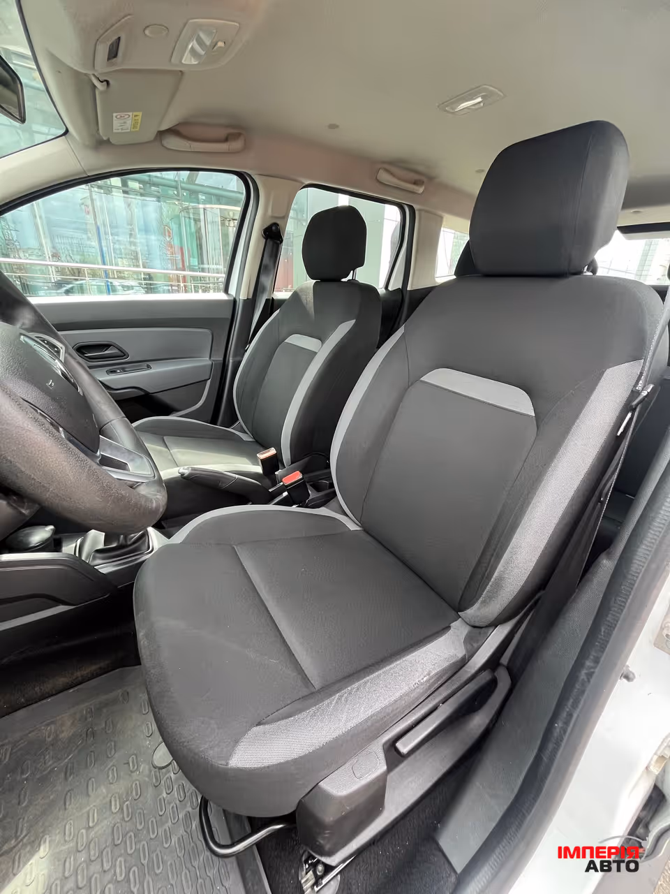 Renault Duster - фото 17