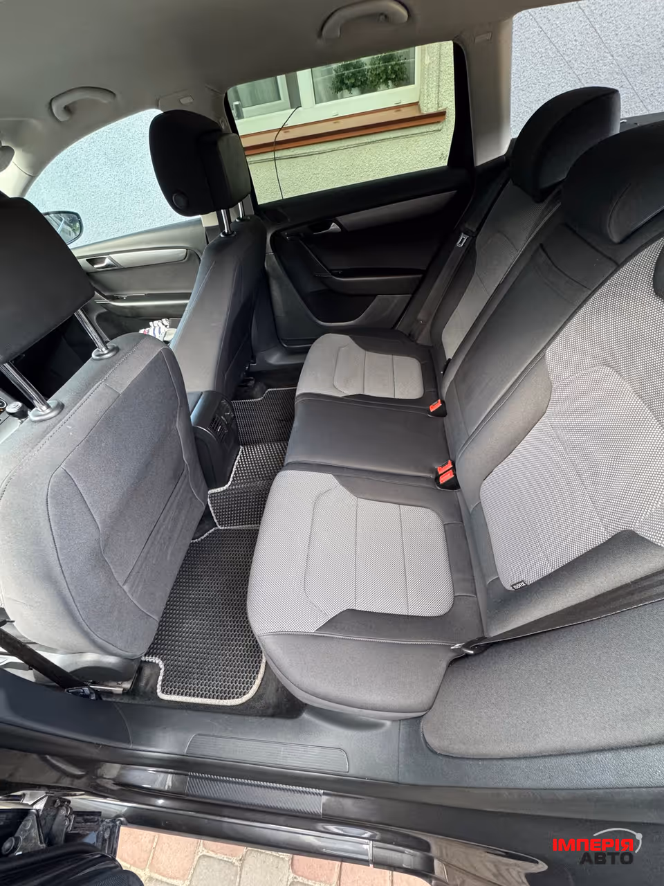 Volkswagen Passat - фото 14