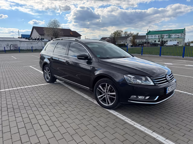 Volkswagen Passat - фото 5