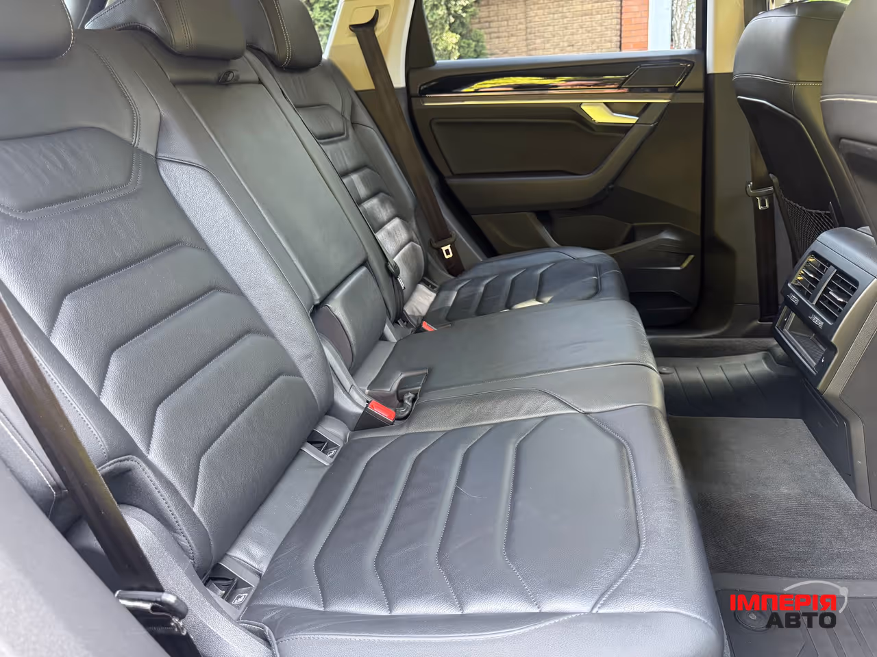 Volkswagen Touareg - фото 43