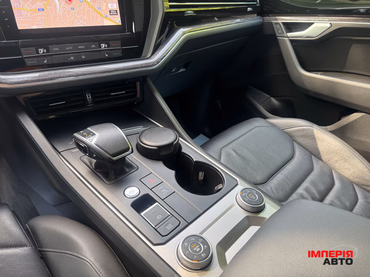 Volkswagen Touareg - фото 93