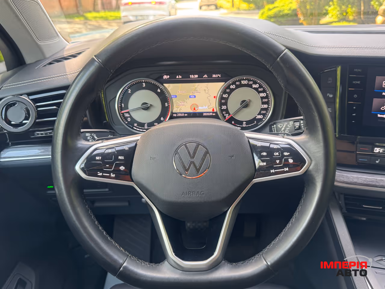 Volkswagen Touareg - фото 48