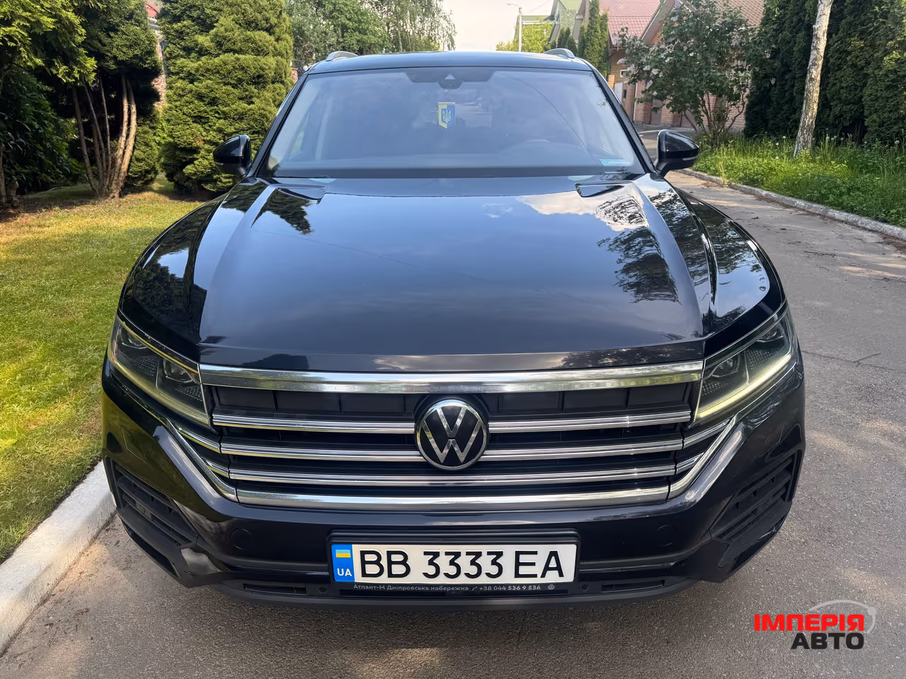 Volkswagen Touareg - фото 2