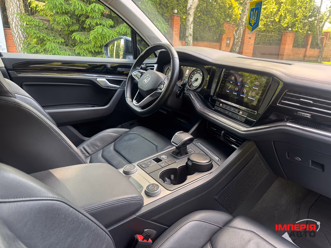 Volkswagen Touareg - фото 32