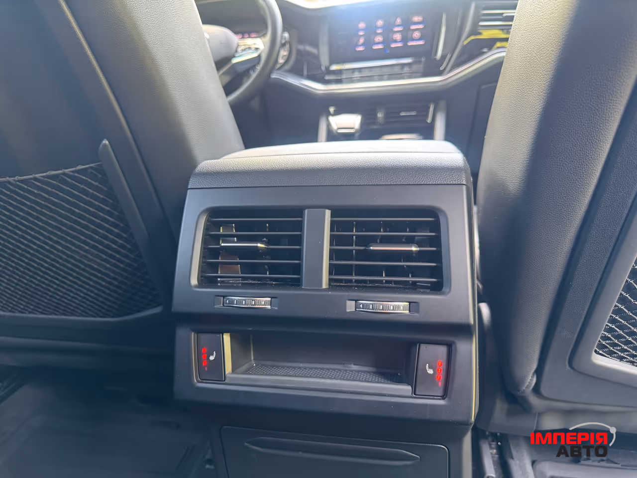 Volkswagen Touareg - фото 41