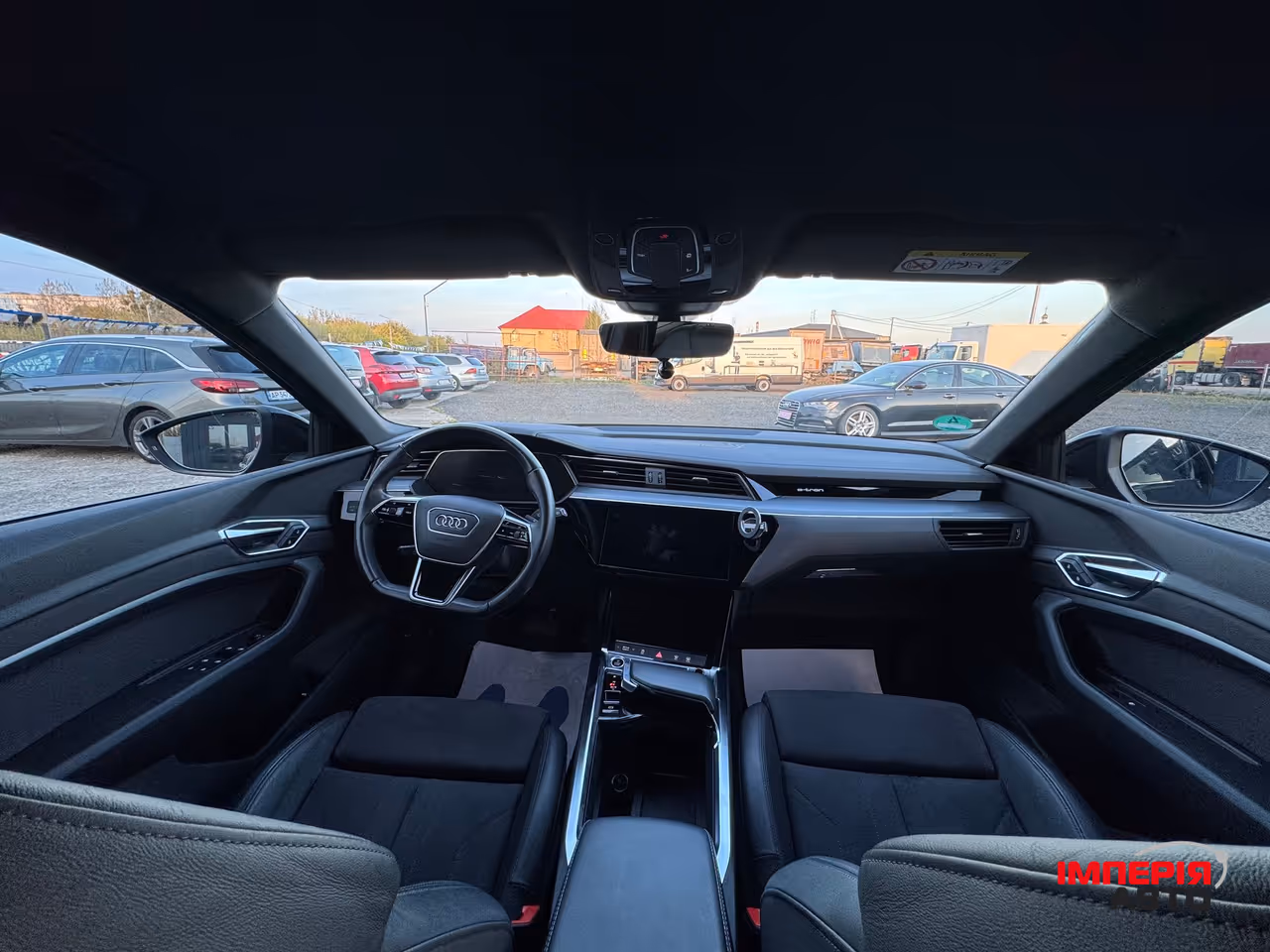 Audi e-tron - фото 27