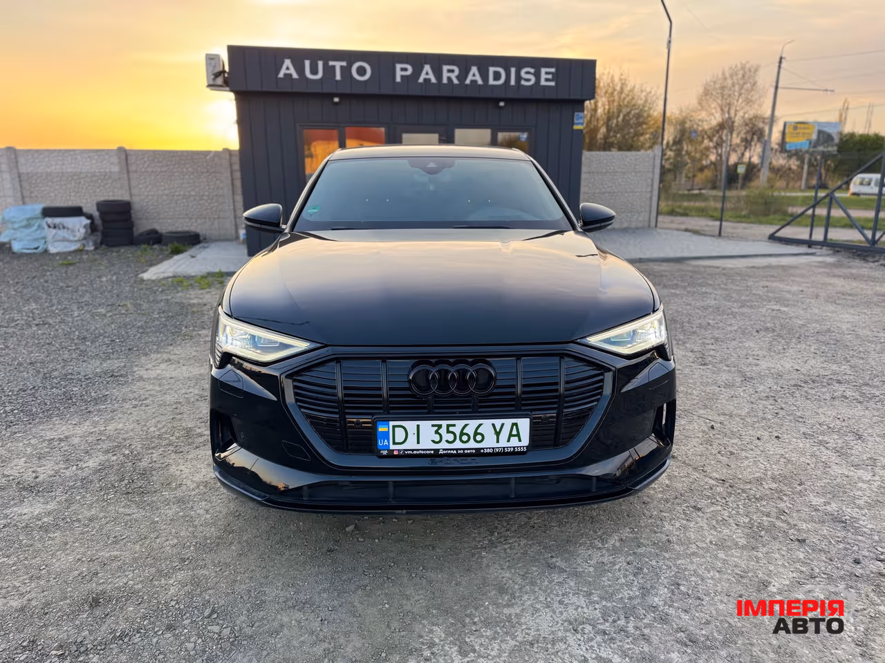 Audi e-tron - фото 2