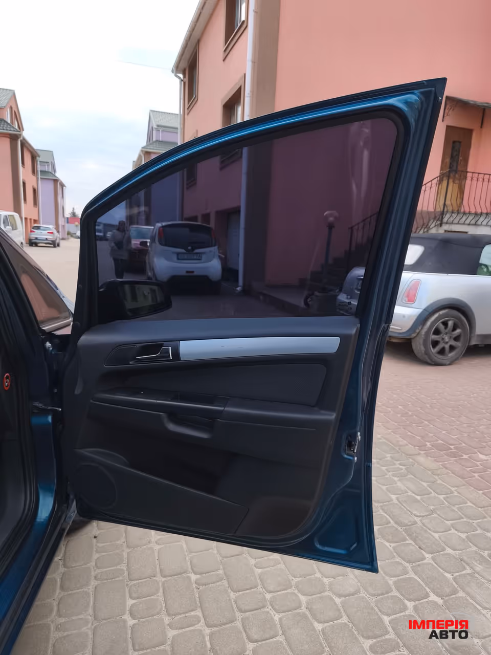 Opel Zafira - фото 25