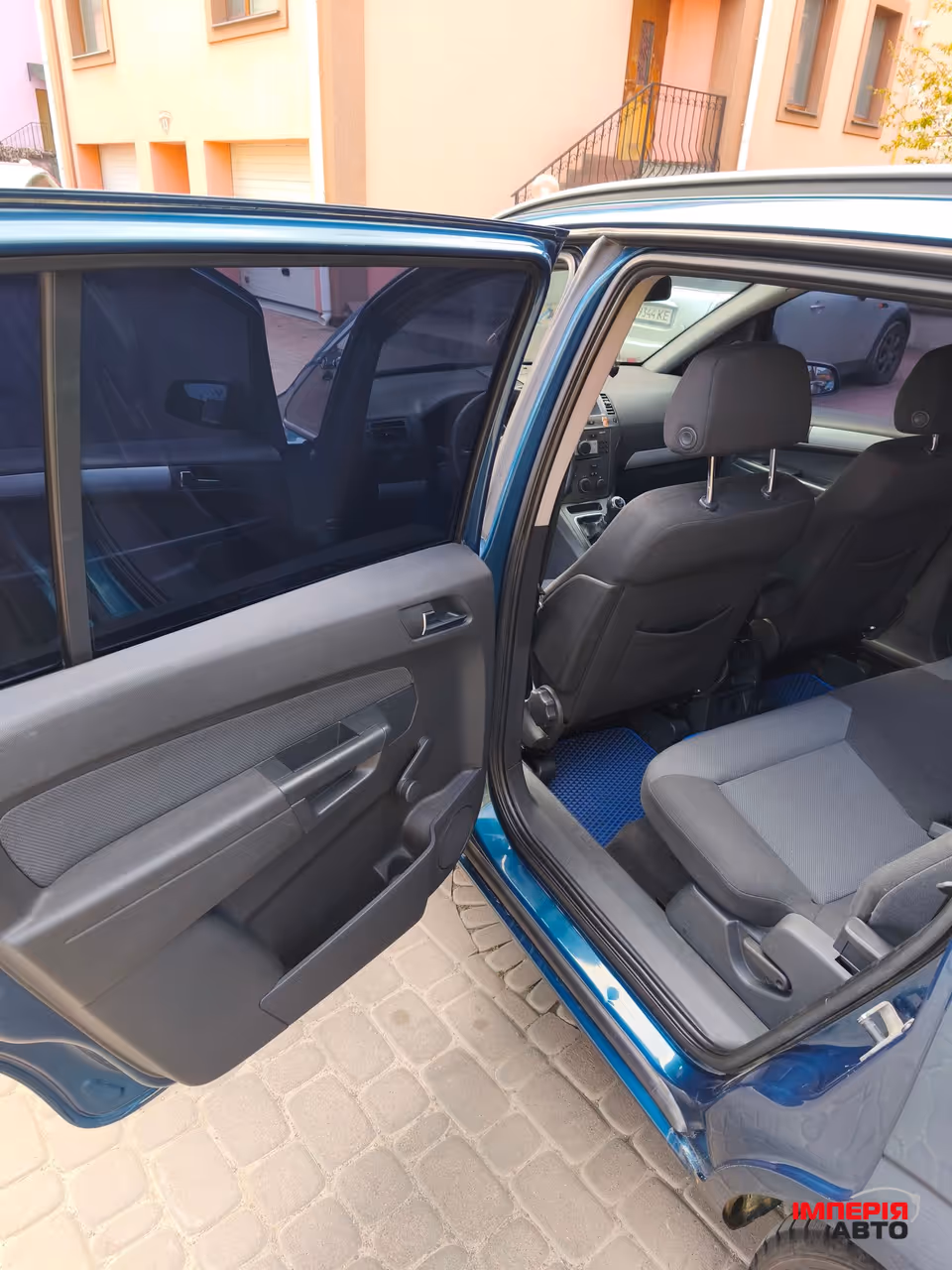 Opel Zafira - фото 20