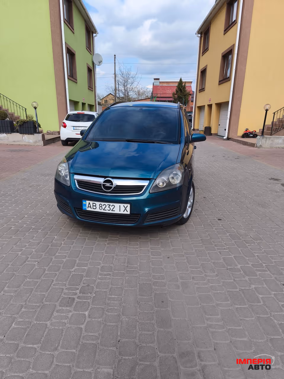 Opel Zafira - фото 7